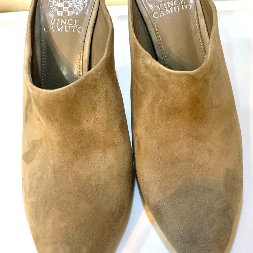Vince Camuto Taupe Suede Mule Sz 8 - Picture 3 of 5